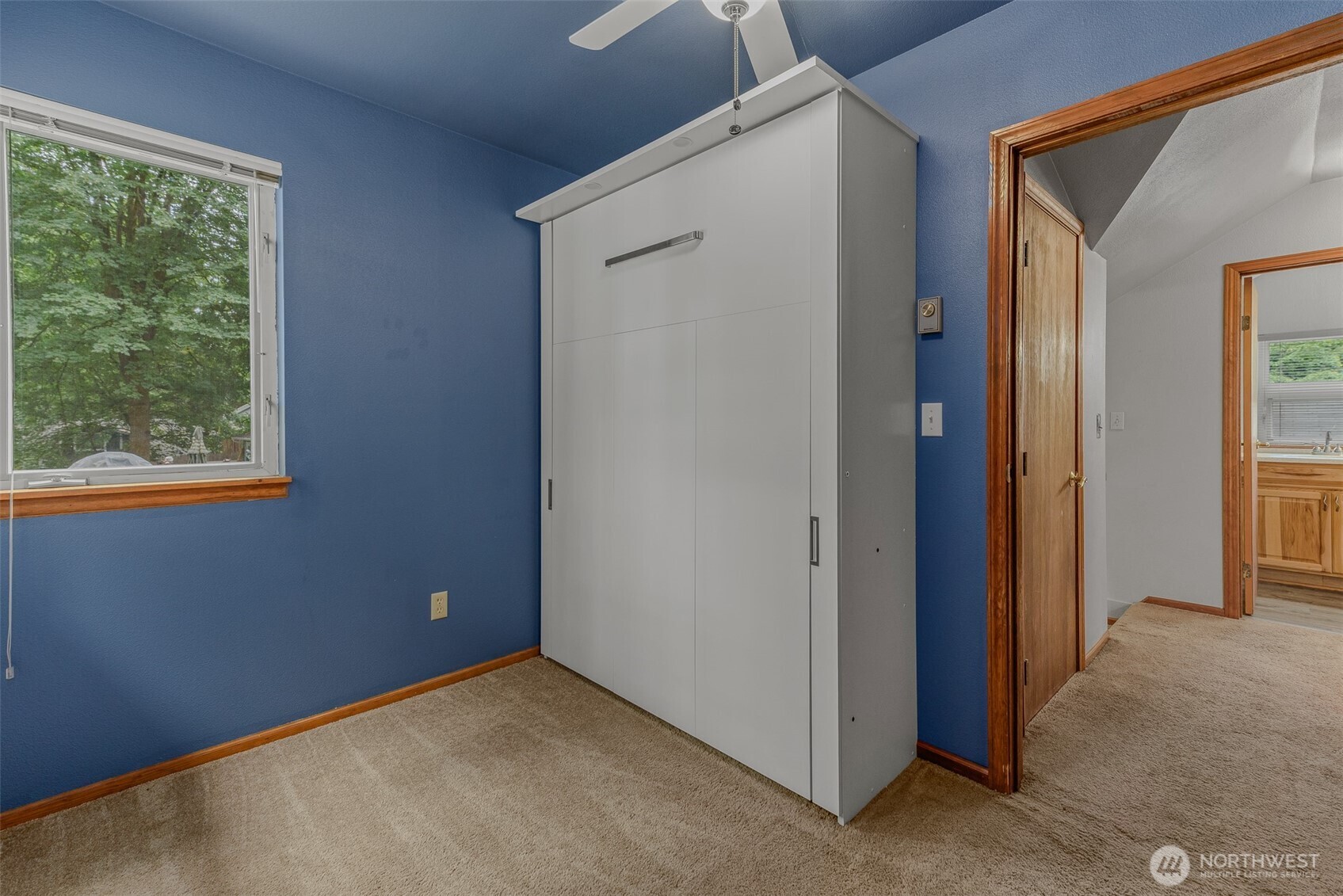 390 E Lakeshore Drive Property Photo 12