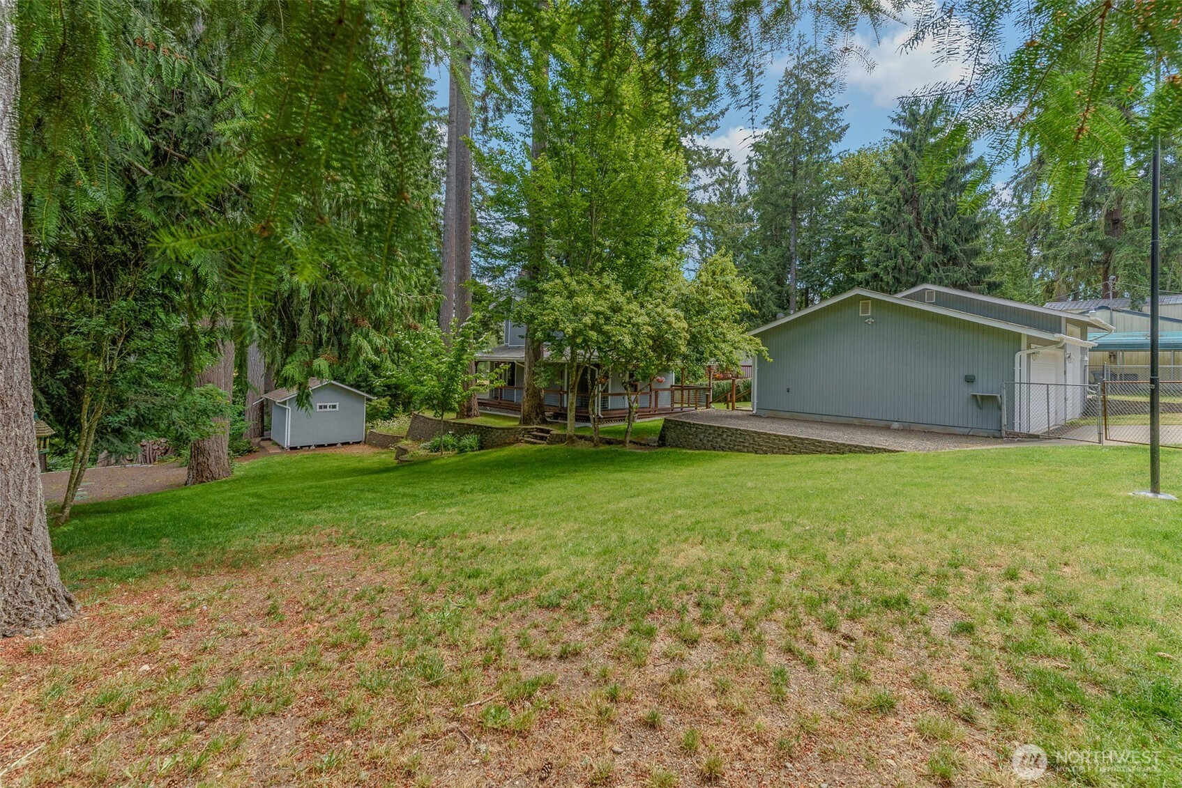 390 E Lakeshore Drive Property Photo 22