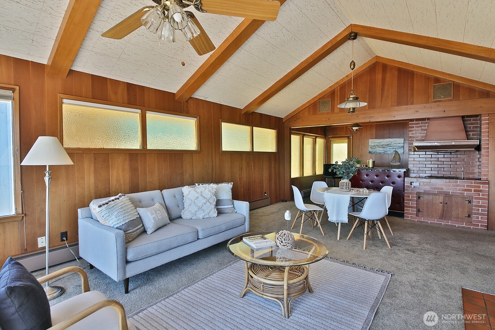 848 Old Beach Road Property Photo 4