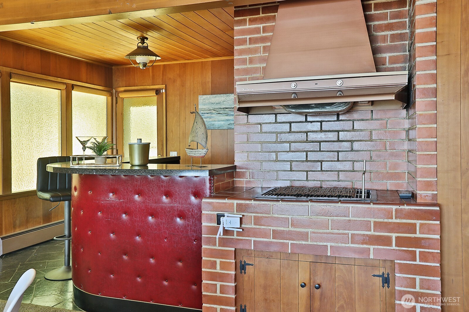 848 Old Beach Road Property Photo 7