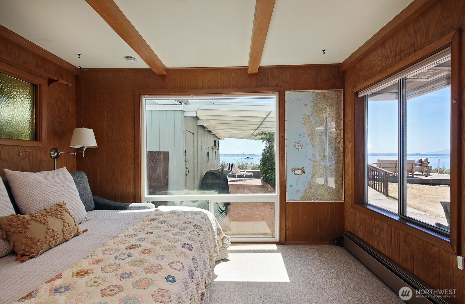 848 Old Beach Road Property Photo 12