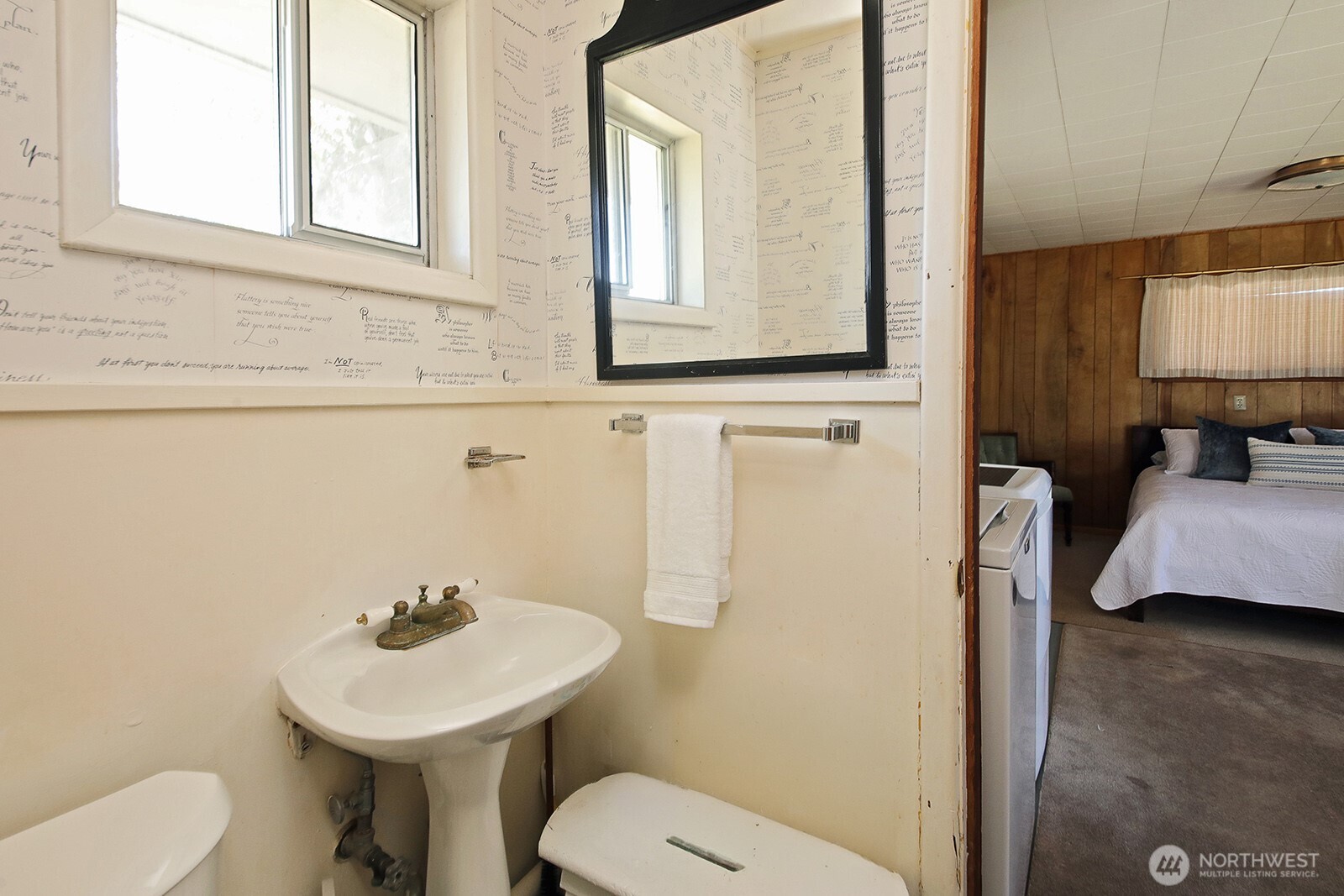 848 Old Beach Road Property Photo 20