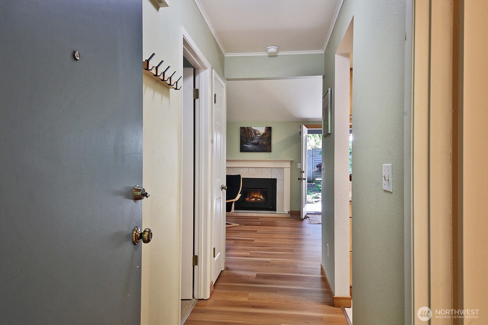 137 4th Street A2 Property Photo 3