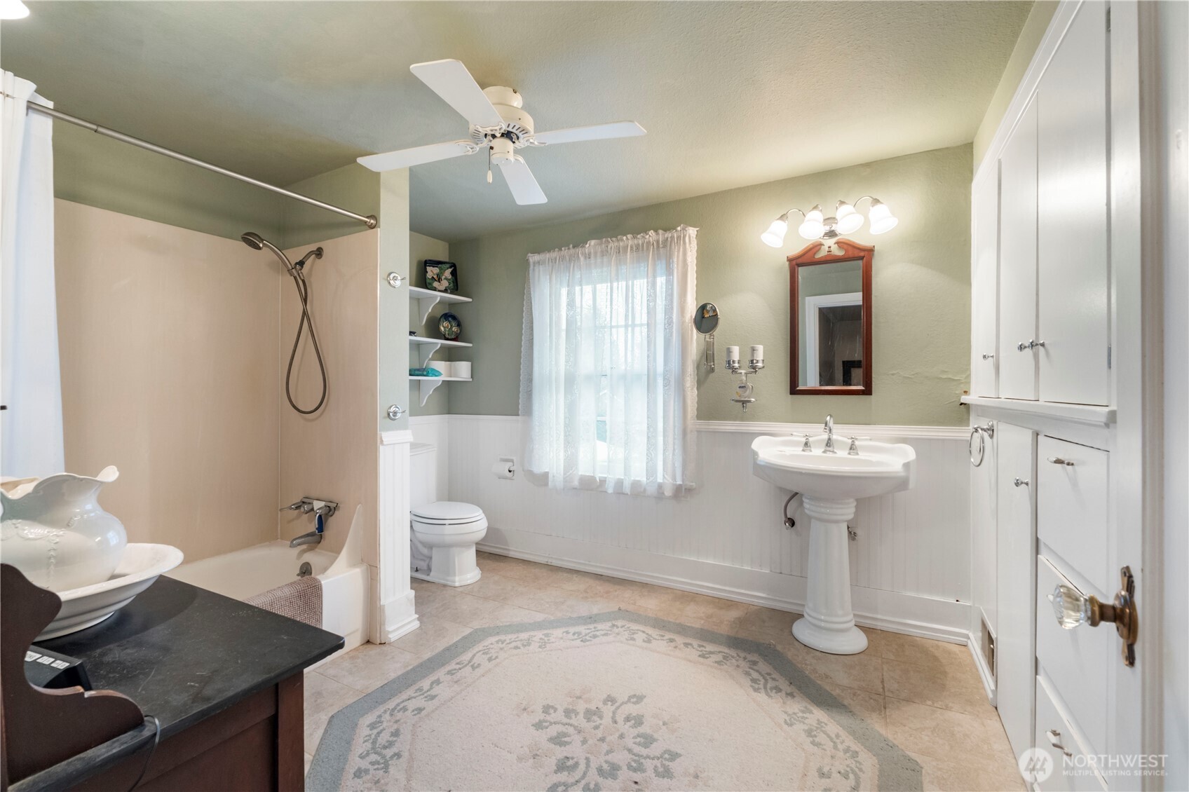 128 5th Avenue Property Photo 15