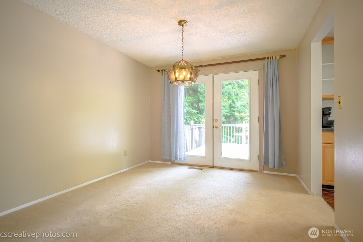 19306 74th Avenue Property Photo 7
