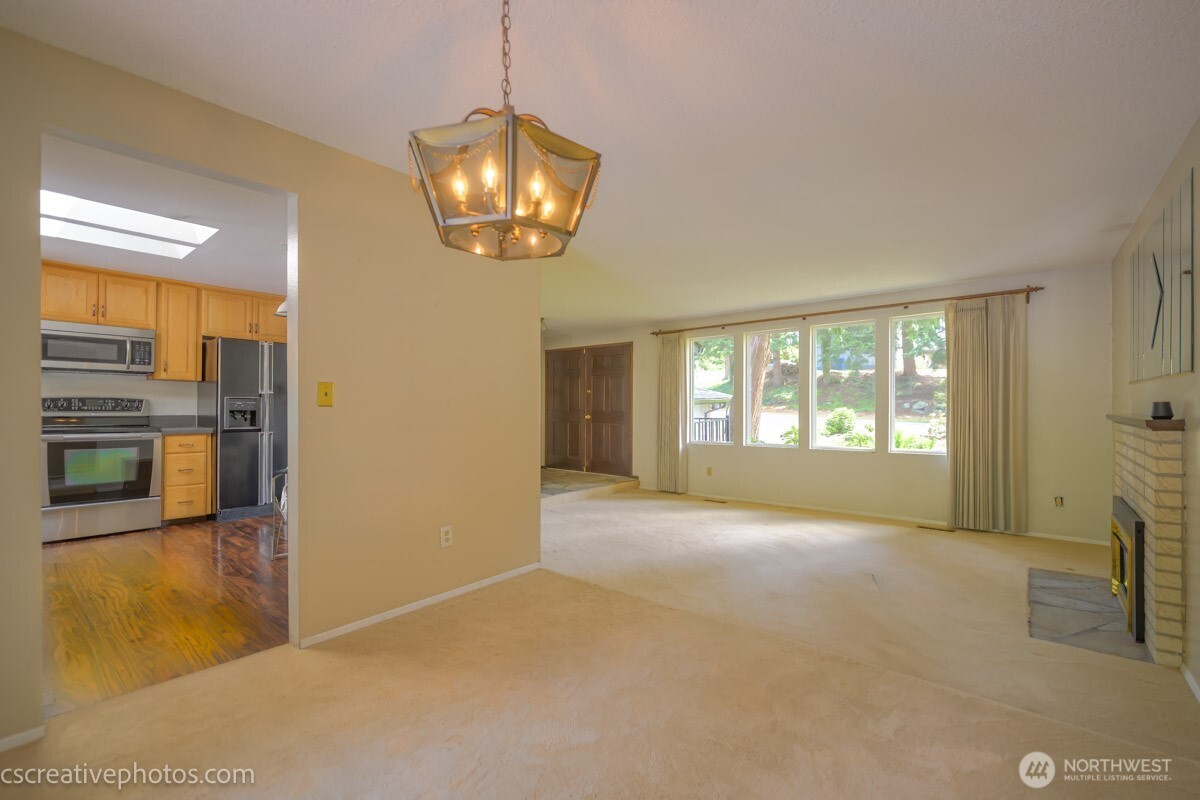 19306 74th Avenue Property Photo 8