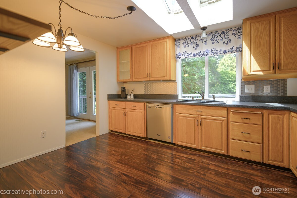 19306 74th Avenue Property Photo 11
