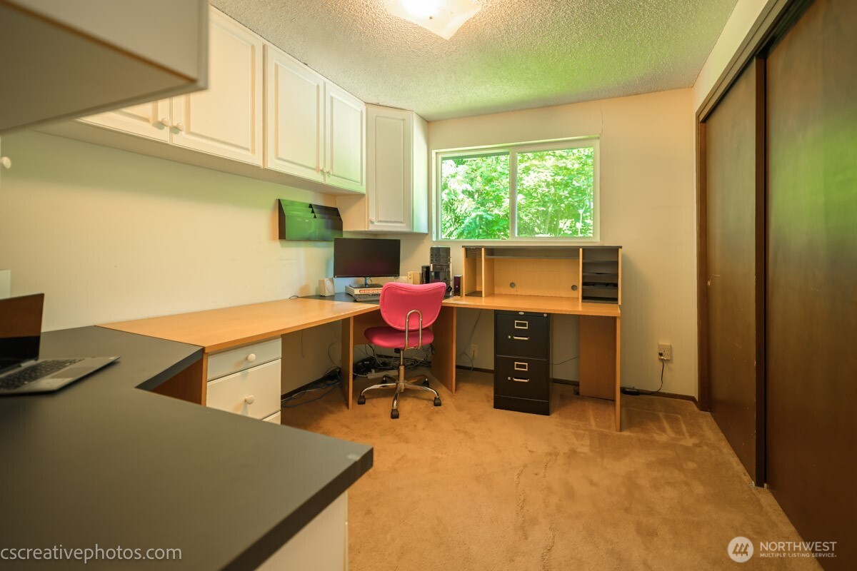 19306 74th Avenue Property Photo 17