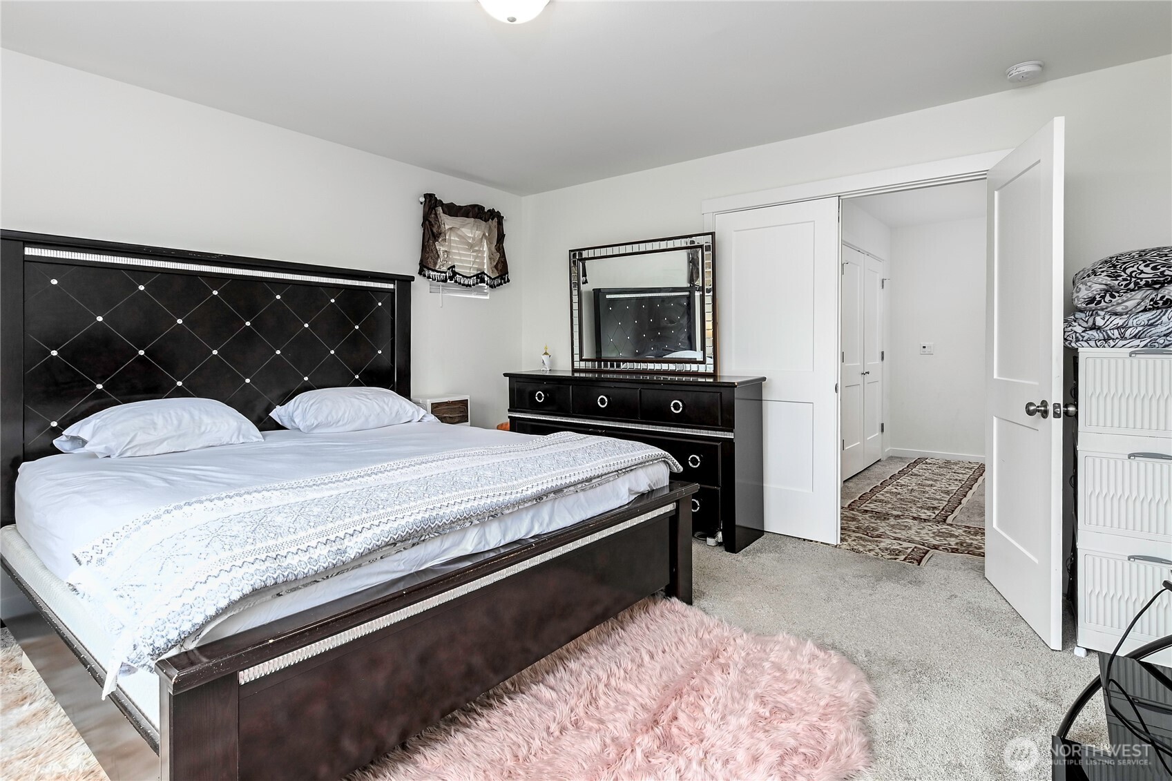 11512 3rd Place B Property Photo 18