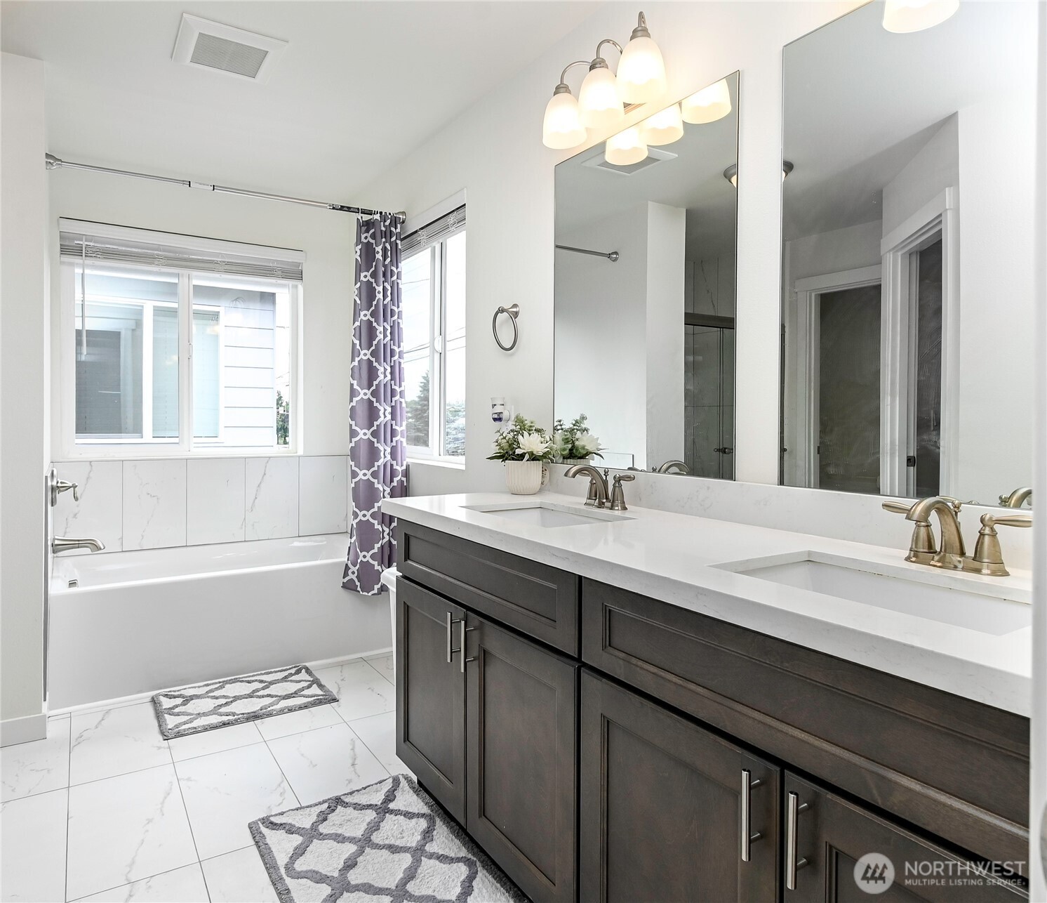 11512 3rd Place B Property Photo 19