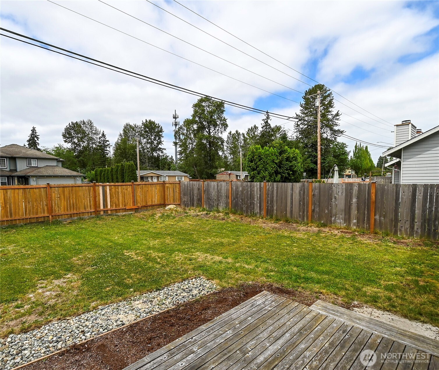 11512 3rd Place B Property Photo 23