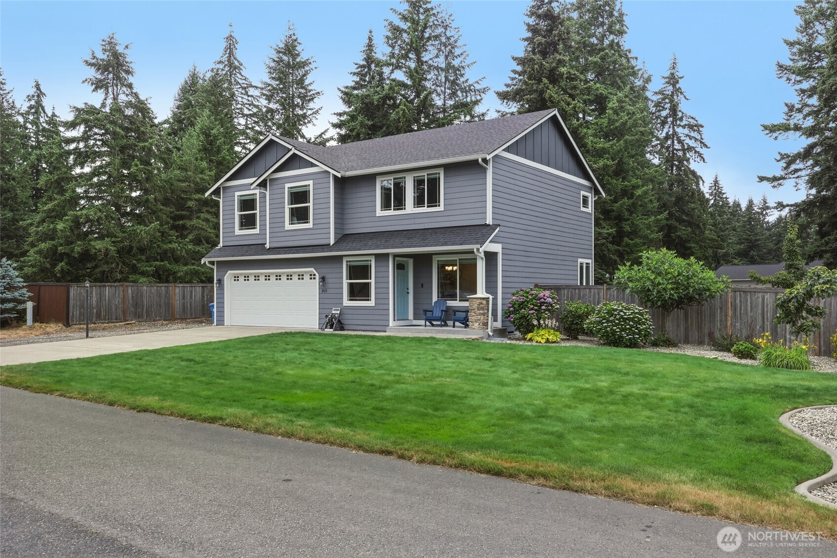 303 135th Place Property Photo 3