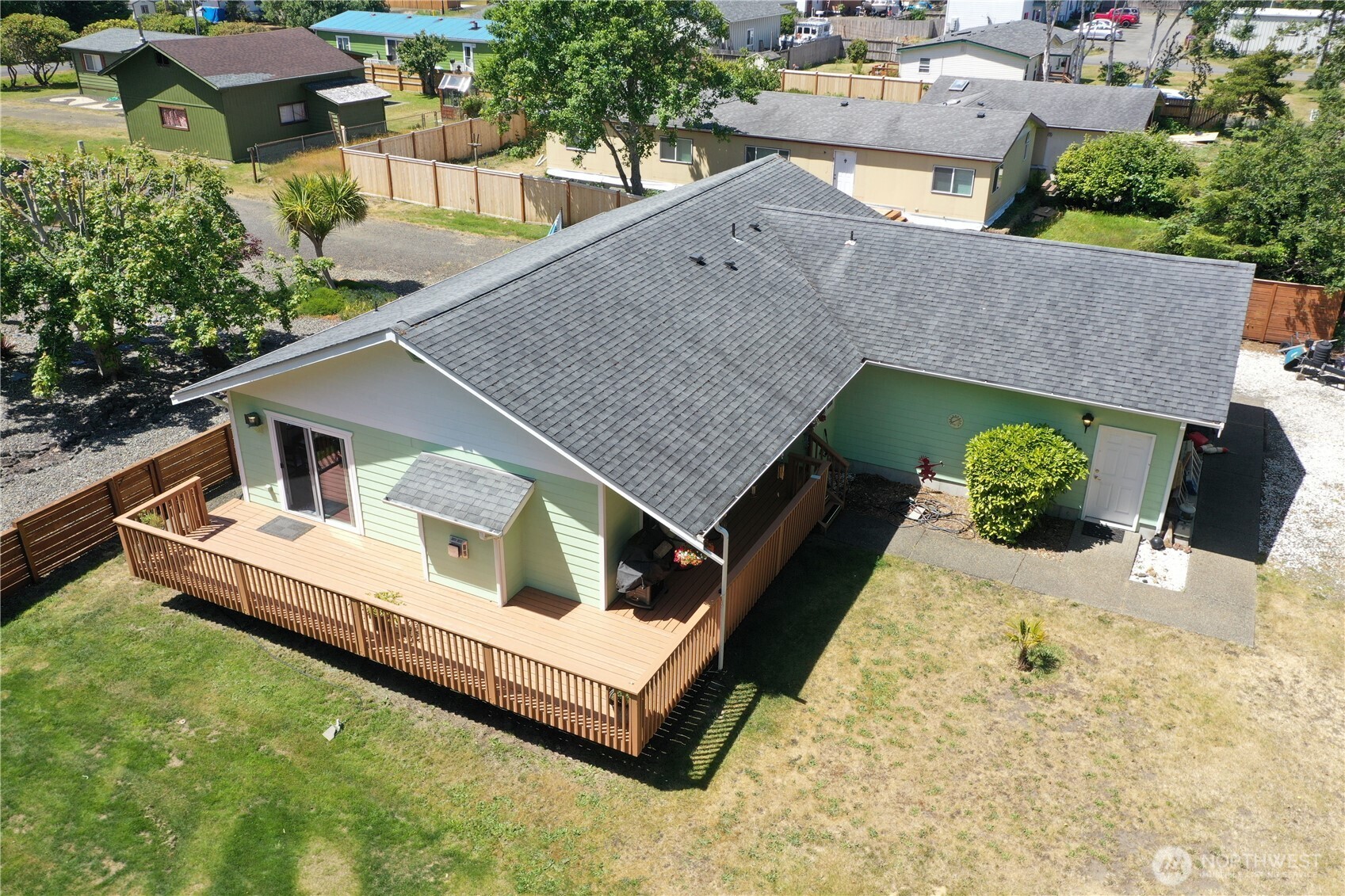 501 S Olympia Street Property Photo 6