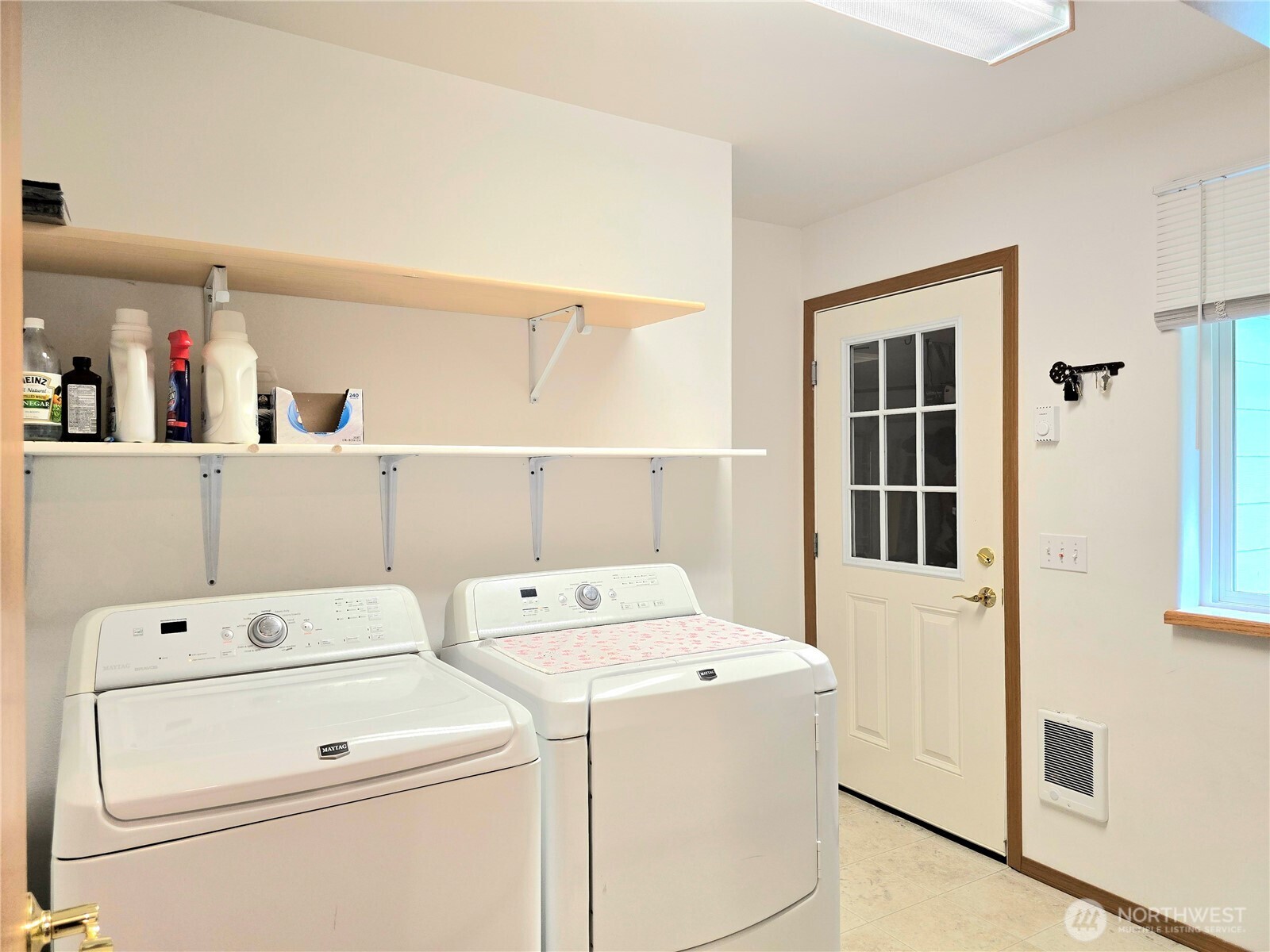 501 S Olympia Street Property Photo 24