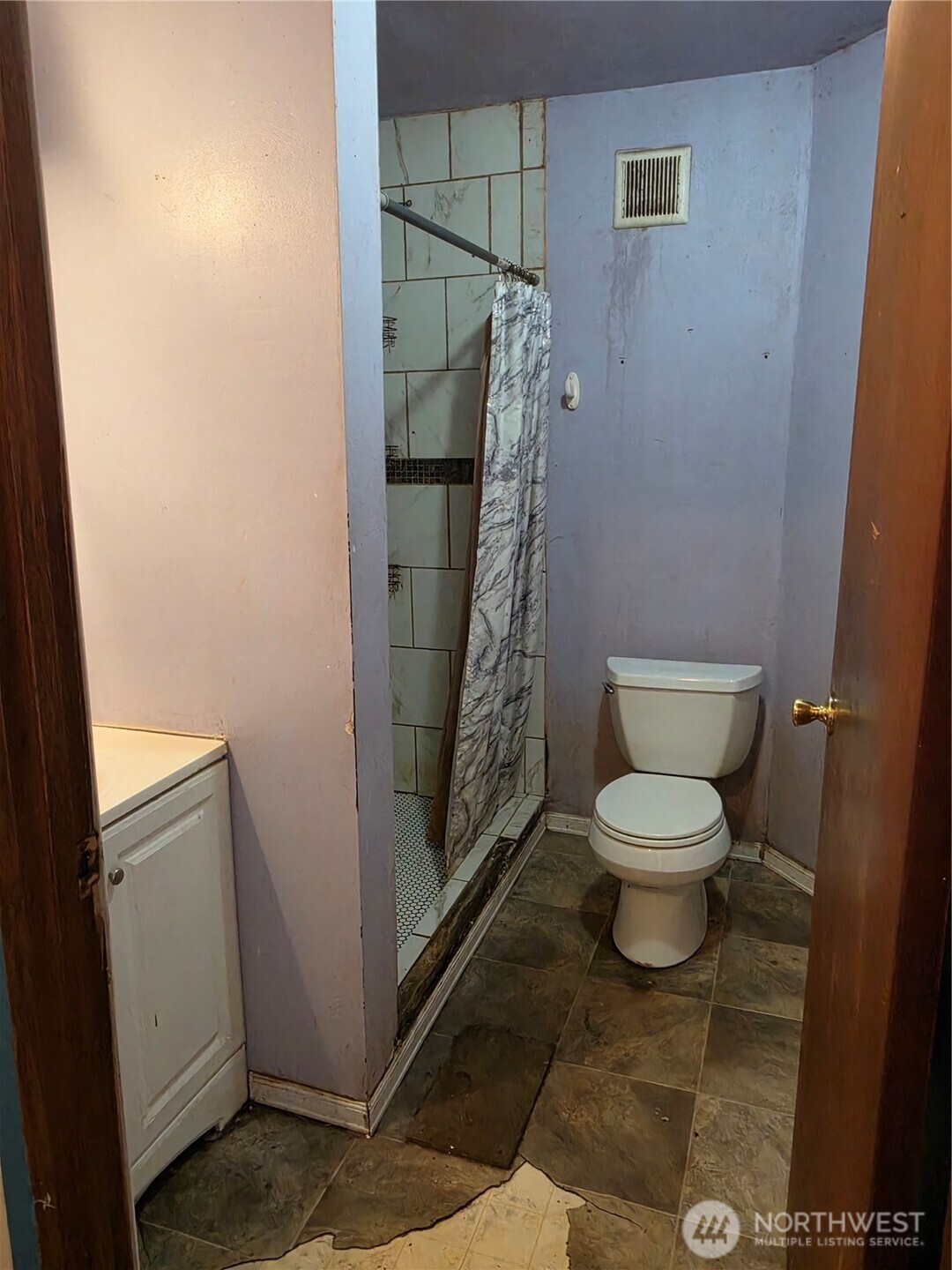 1518 W 1st Street Property Photo 10