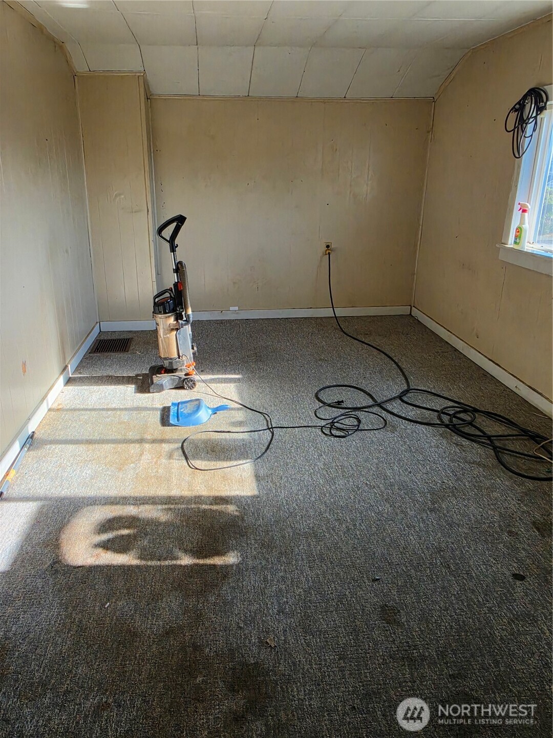 1518 W 1st Street Property Photo 15