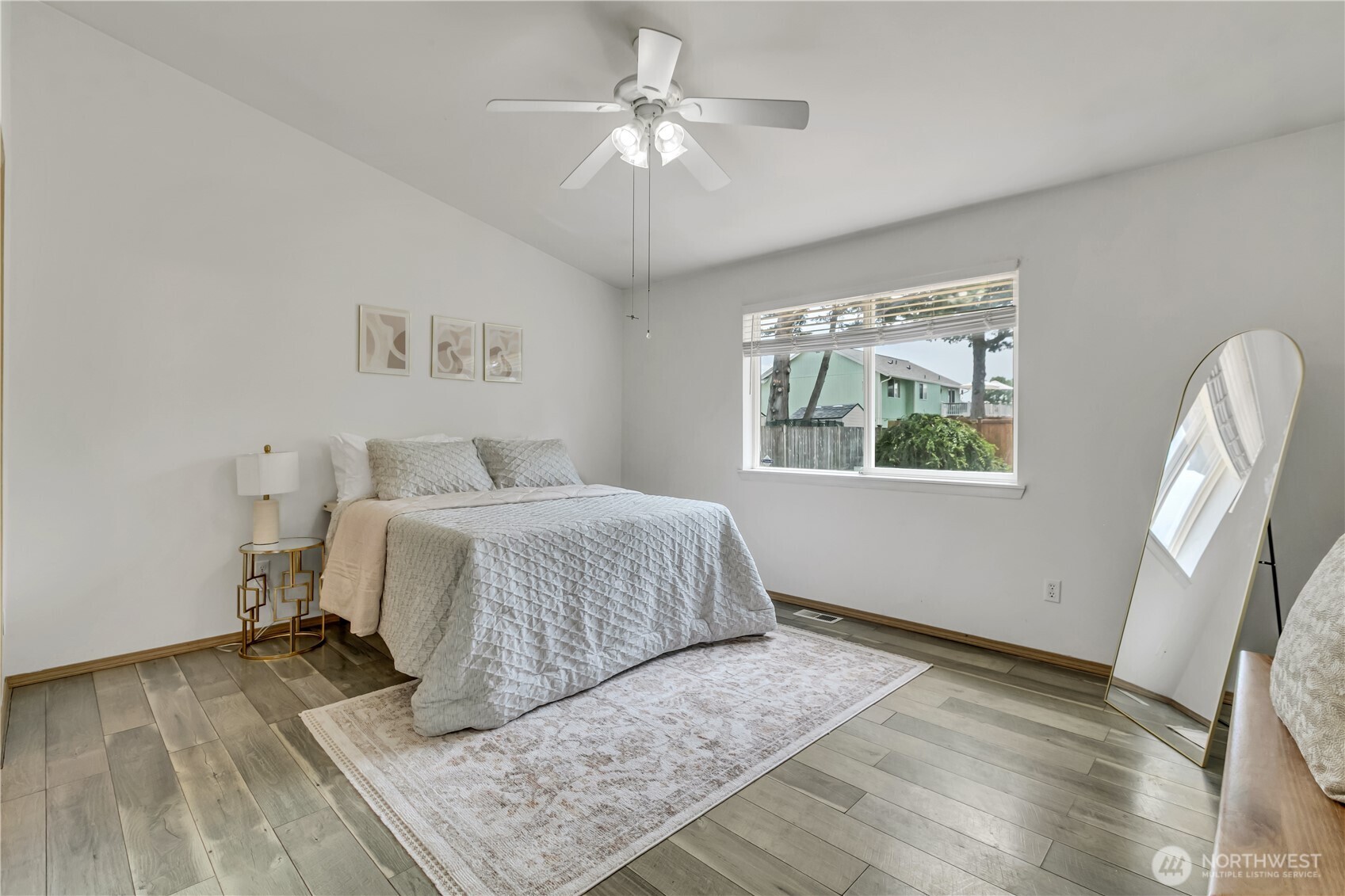 8418 201st Street Property Photo 19