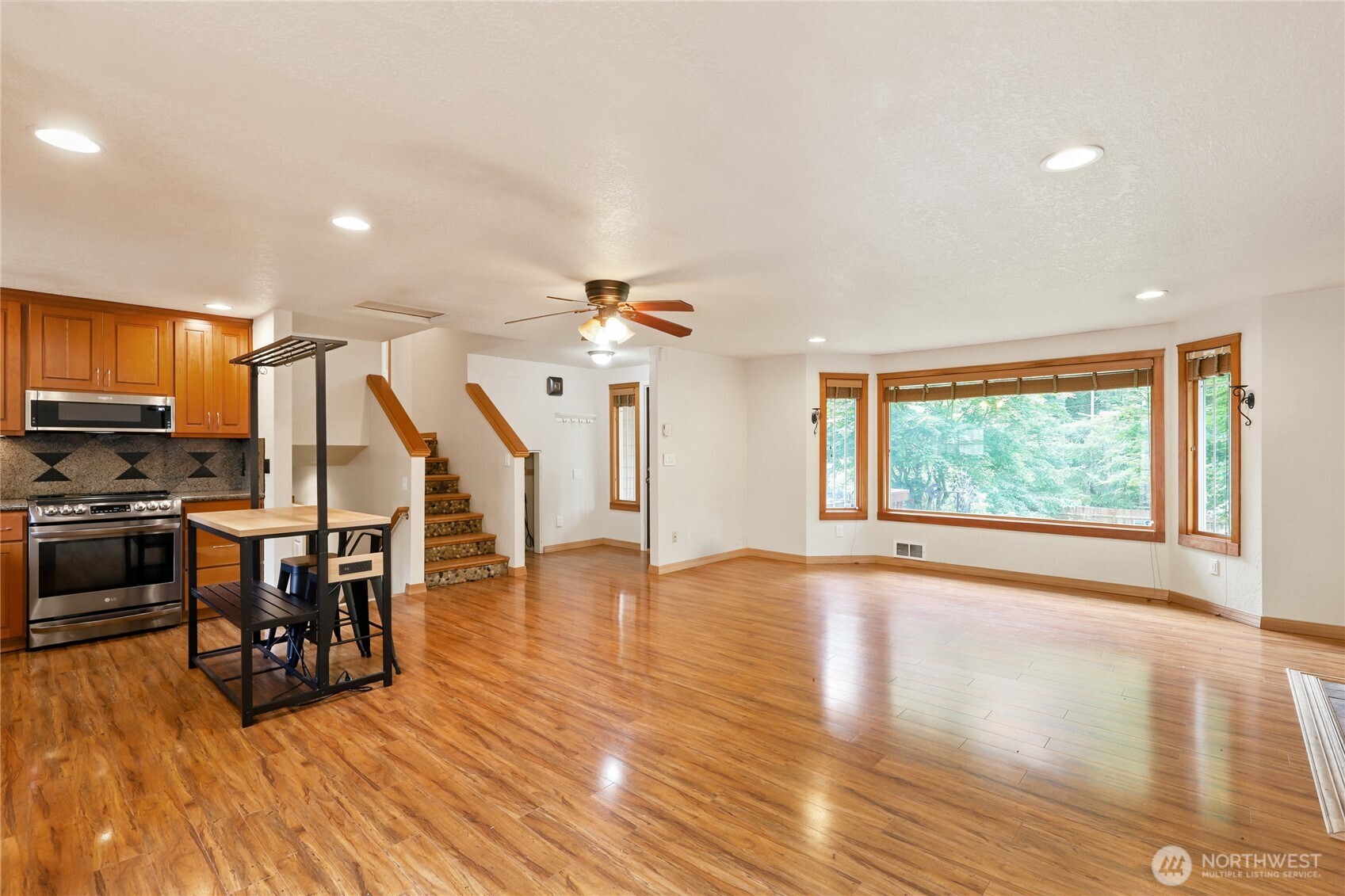 3546 Longhorn Drive Property Photo 8