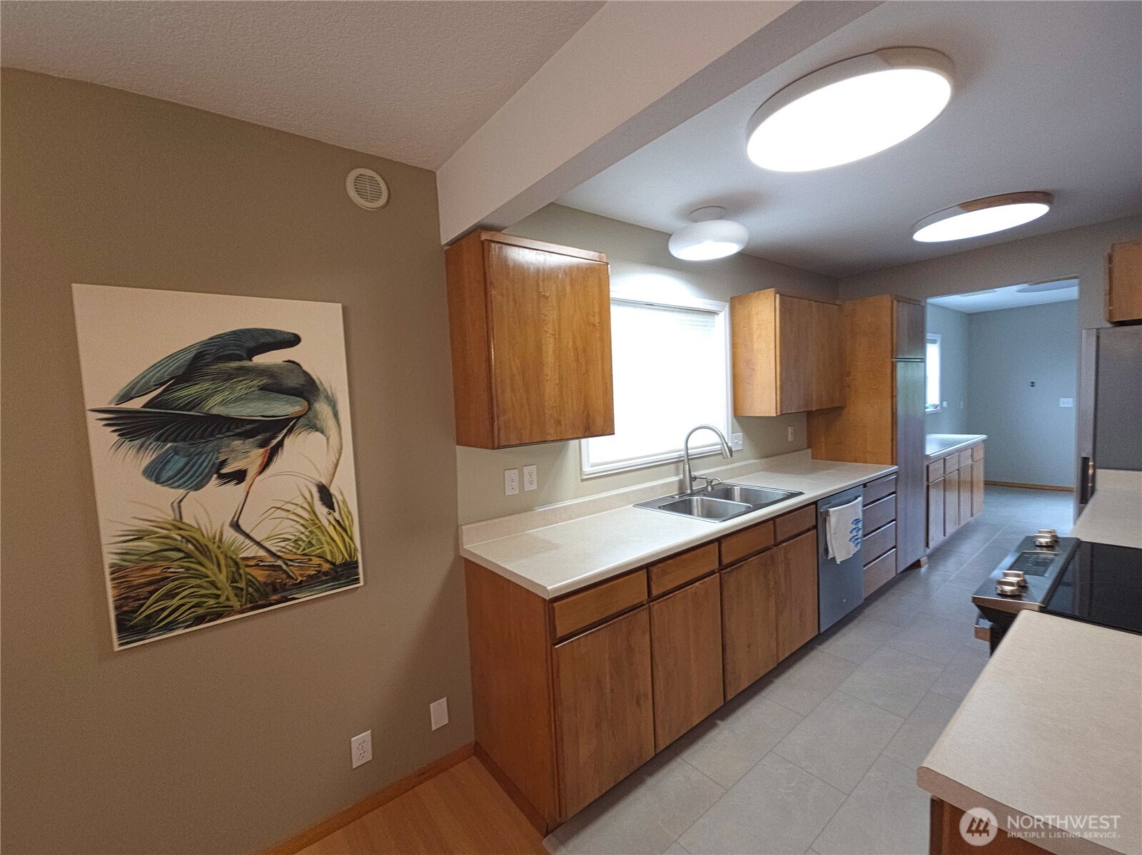 240 Stringtown Road Property Photo 8