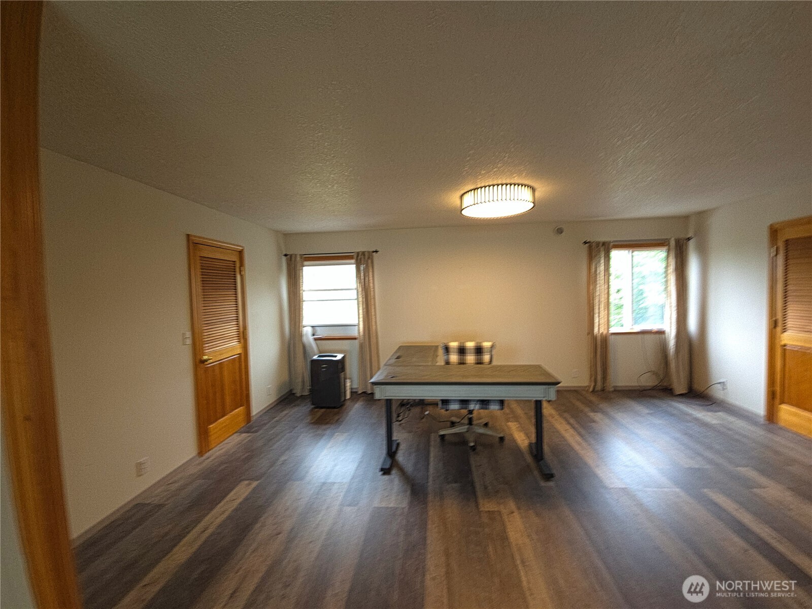 240 Stringtown Road Property Photo 14