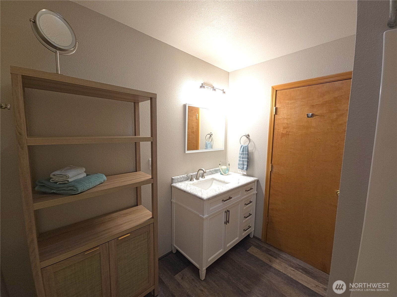 240 Stringtown Road Property Photo 17