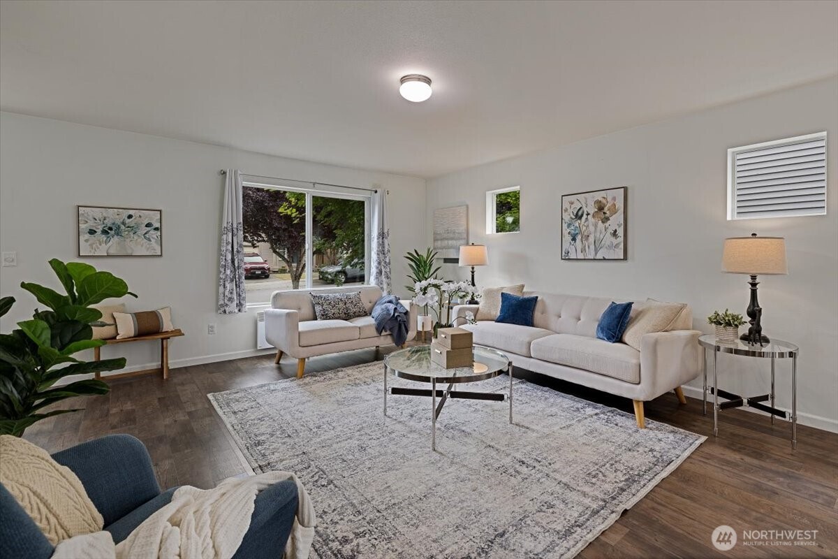 2703 105th Avenue Property Photo 6