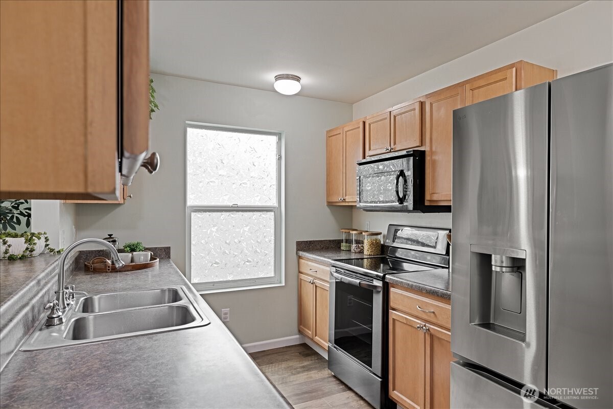 2703 105th Avenue Property Photo 14
