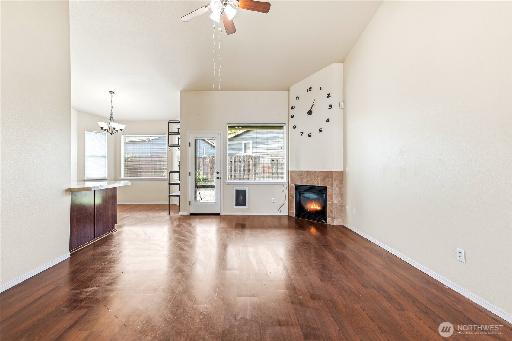 90 Glen Gate Loop Property Photo 6