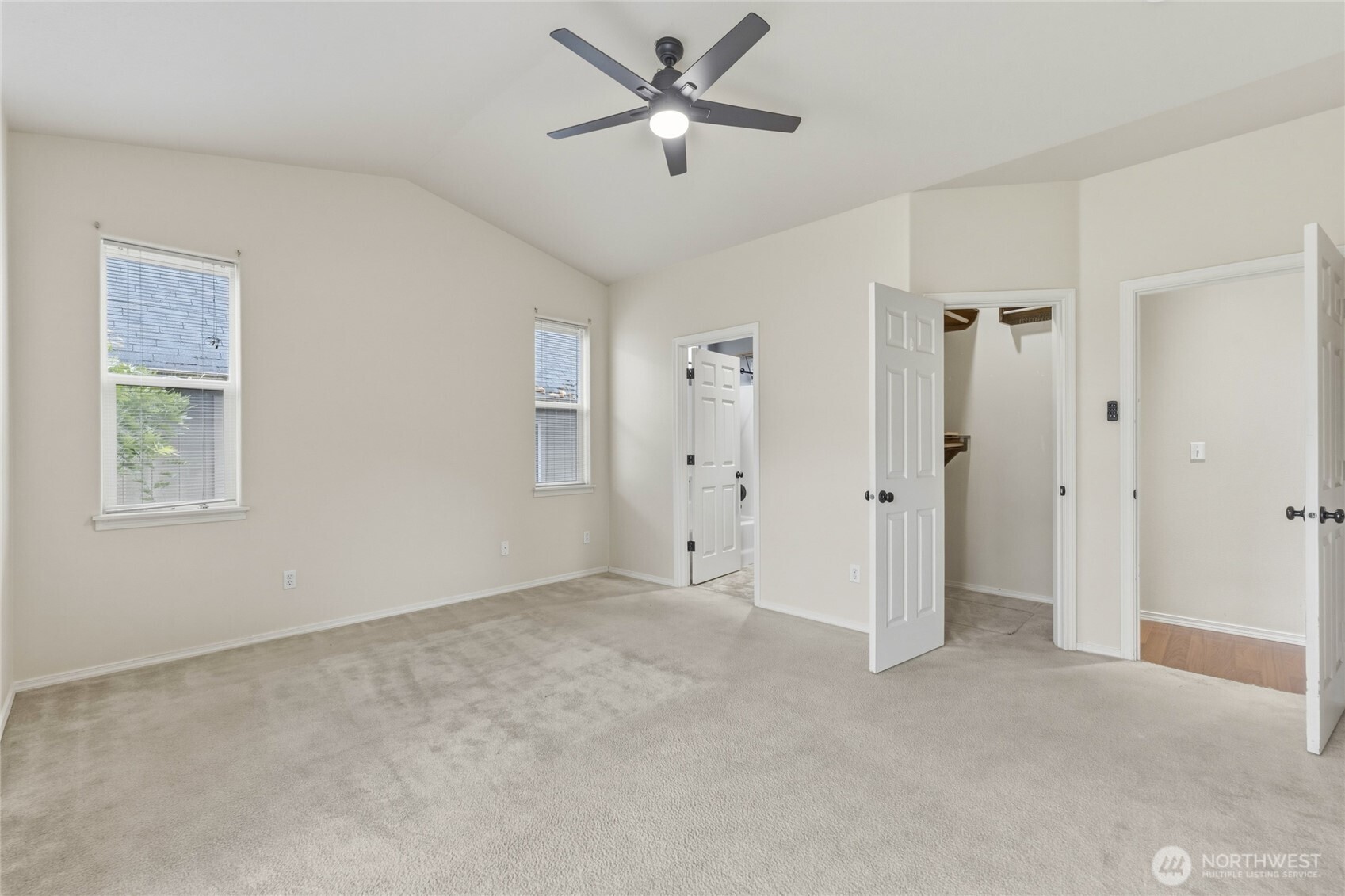 90 Glen Gate Loop Property Photo 26
