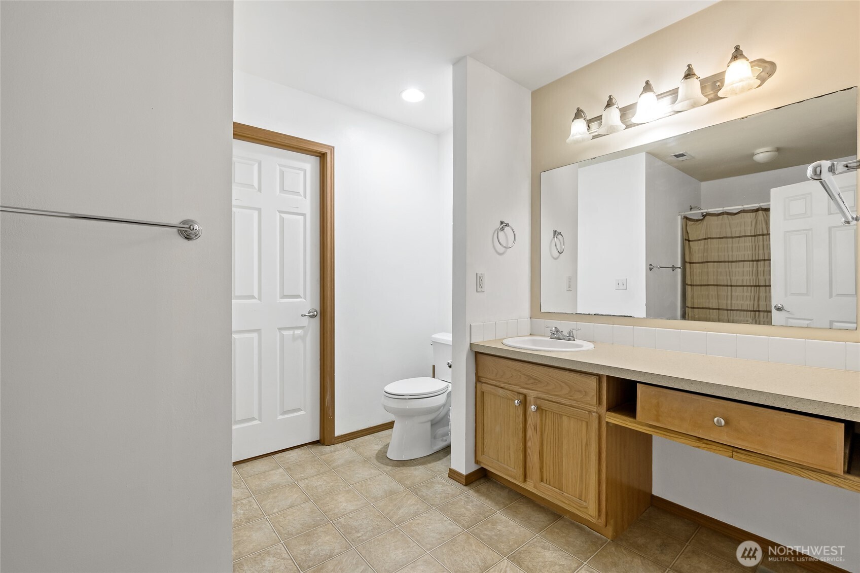 908 Daffodil Avenue Property Photo 29