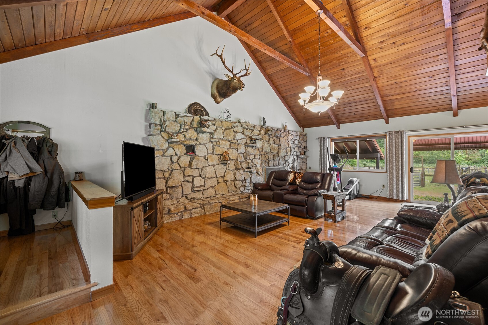 106 Lester Rd Property Photo 3