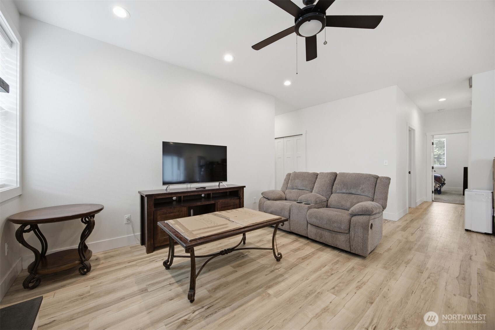 533 Second Street Property Photo 7