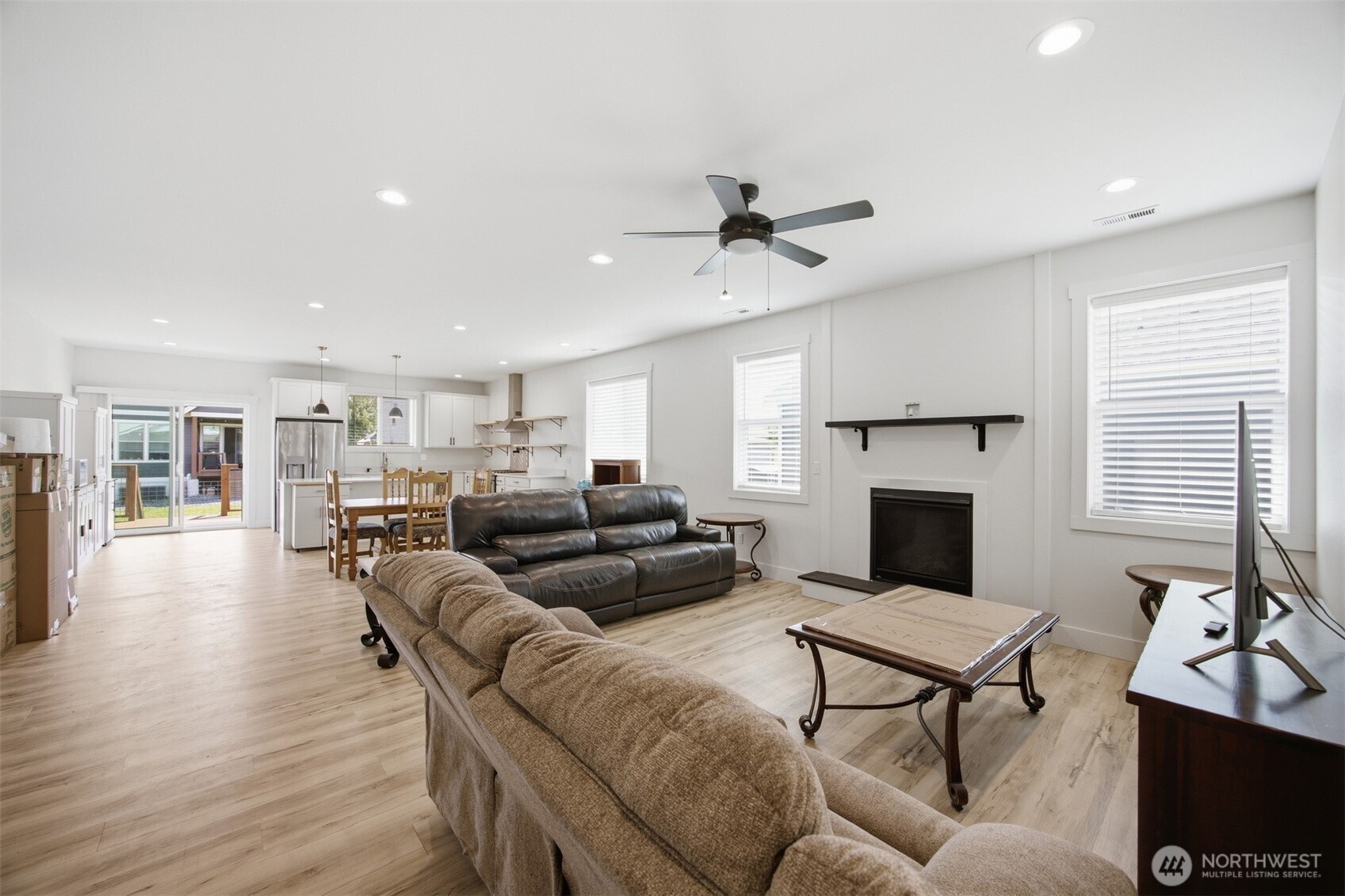 533 Second Street Property Photo 9