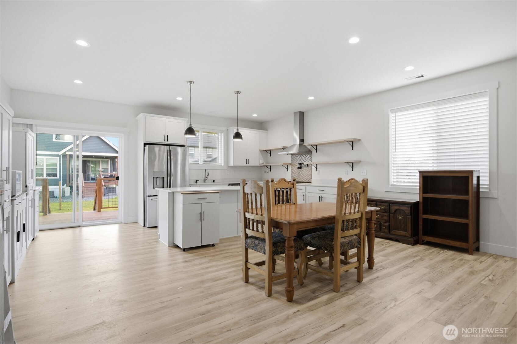 533 Second Street Property Photo 11