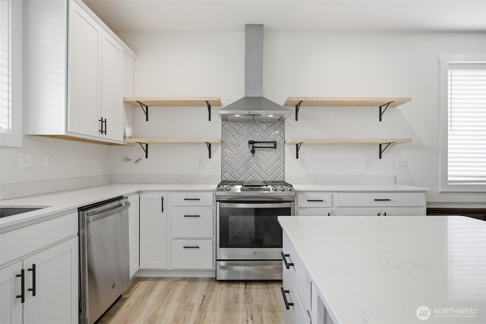 533 Second Street Property Photo 14