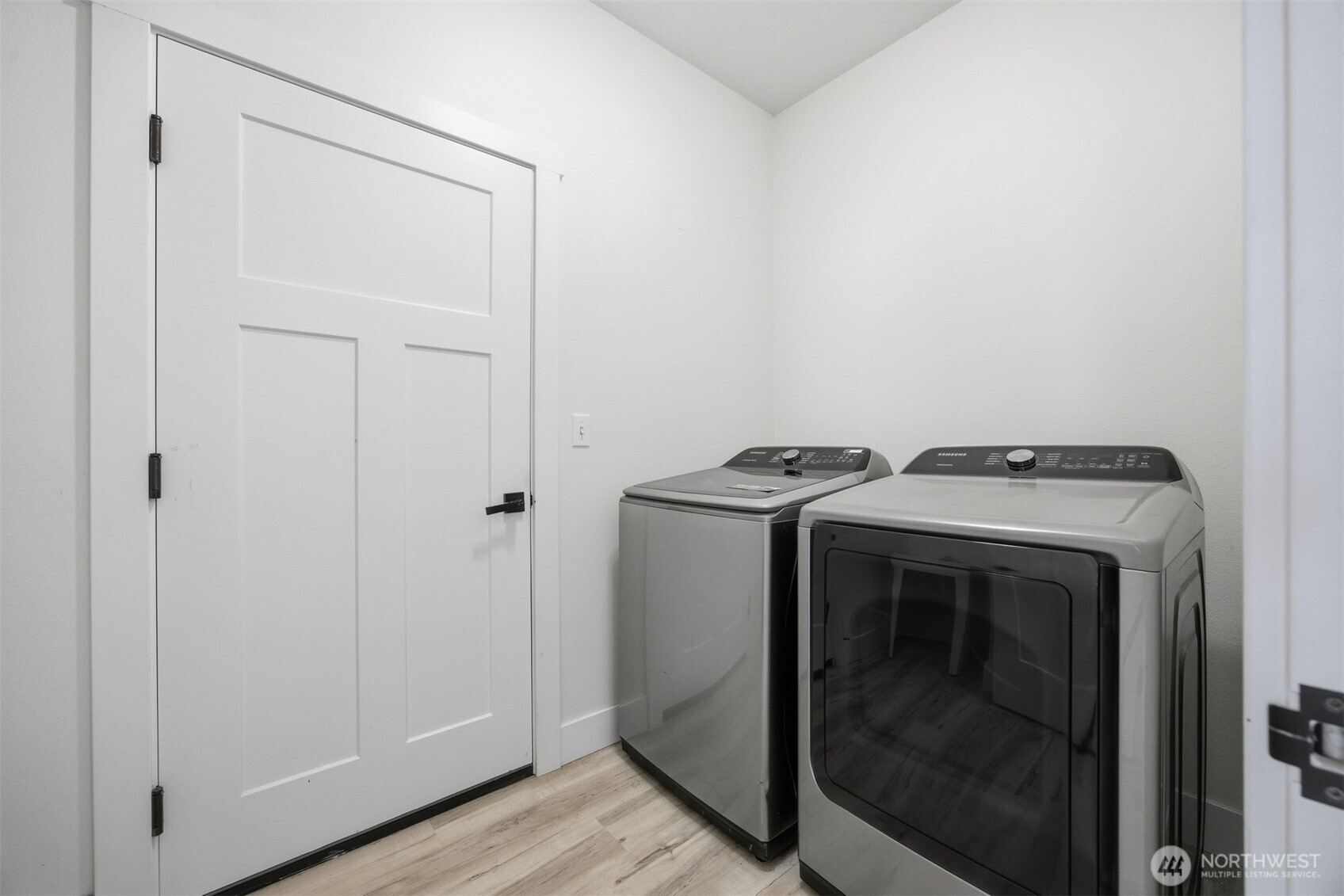 533 Second Street Property Photo 18