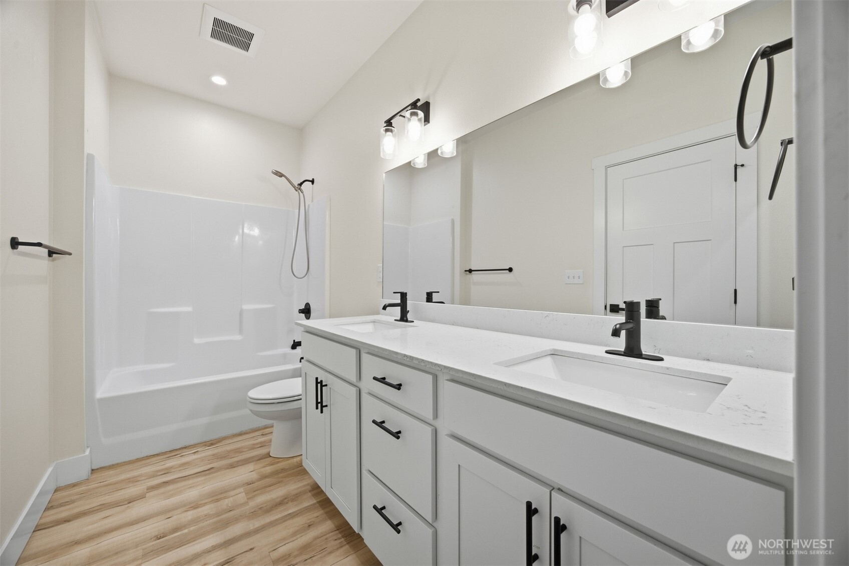 533 Second Street Property Photo 28