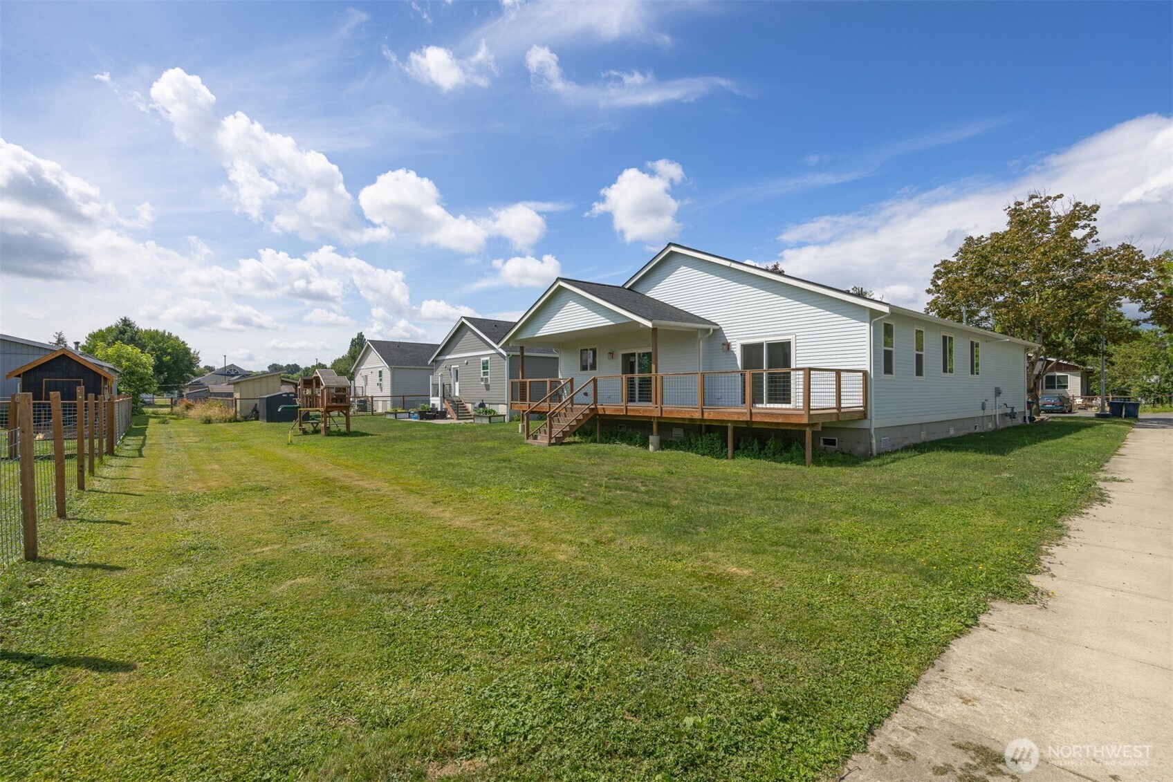 533 Second Street Property Photo 38