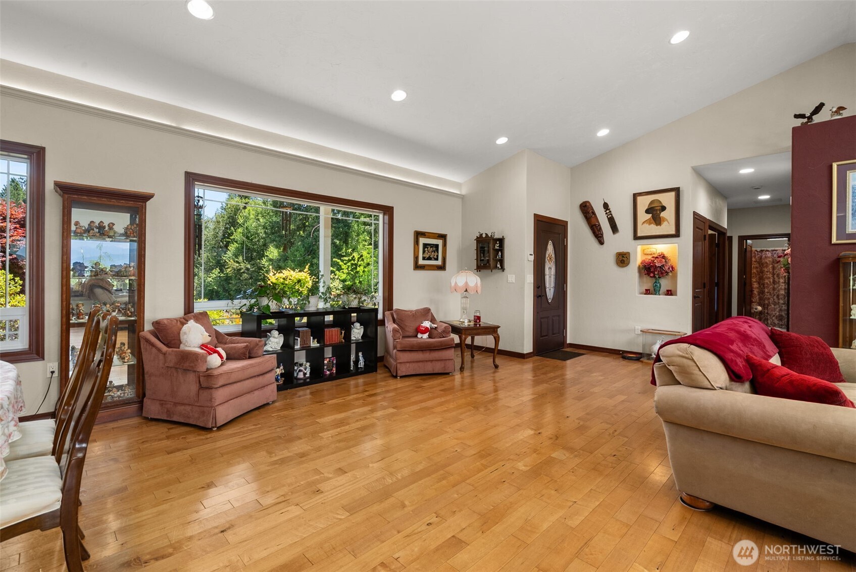 1471 E Webb Hill Road Property Photo 8