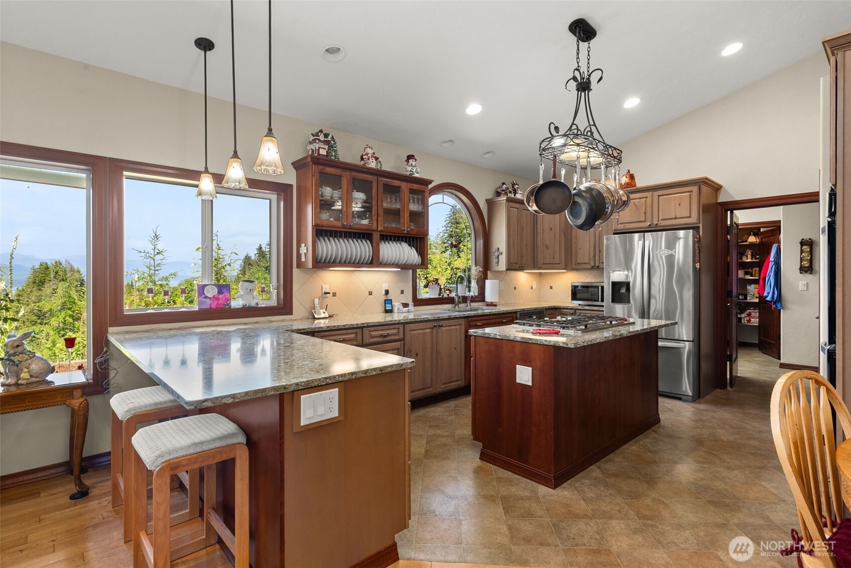 1471 E Webb Hill Road Property Photo 11