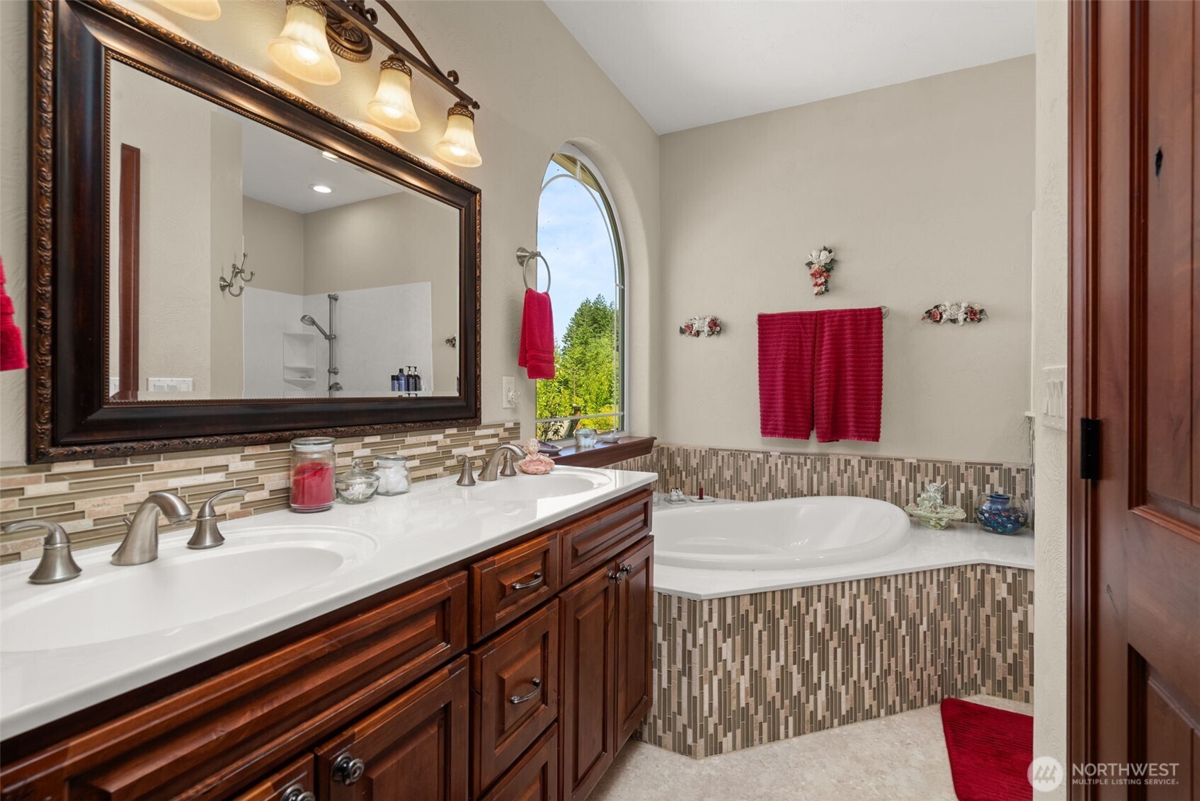 1471 E Webb Hill Road Property Photo 18
