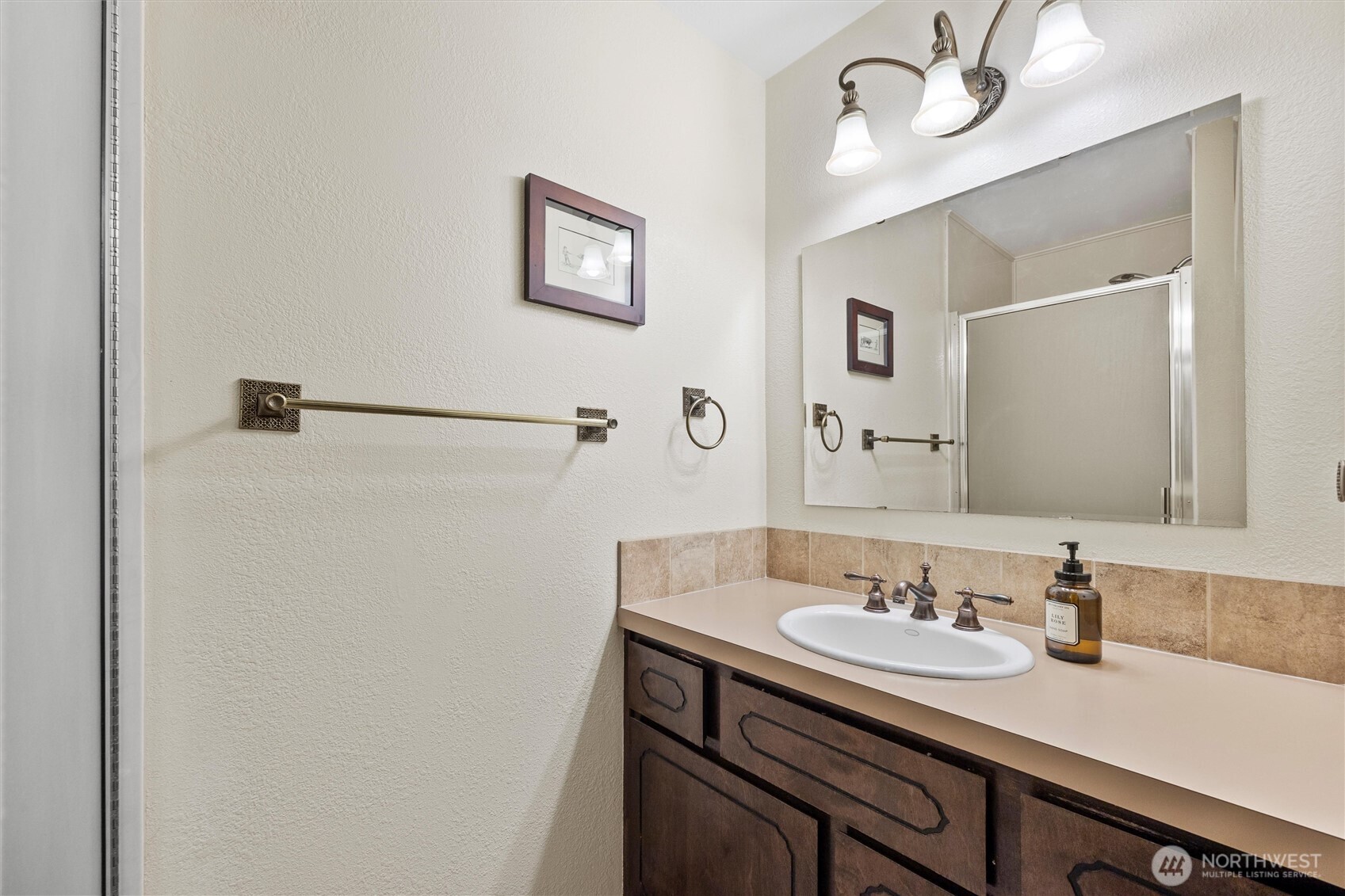 703 S 48th Avenue Property Photo 27
