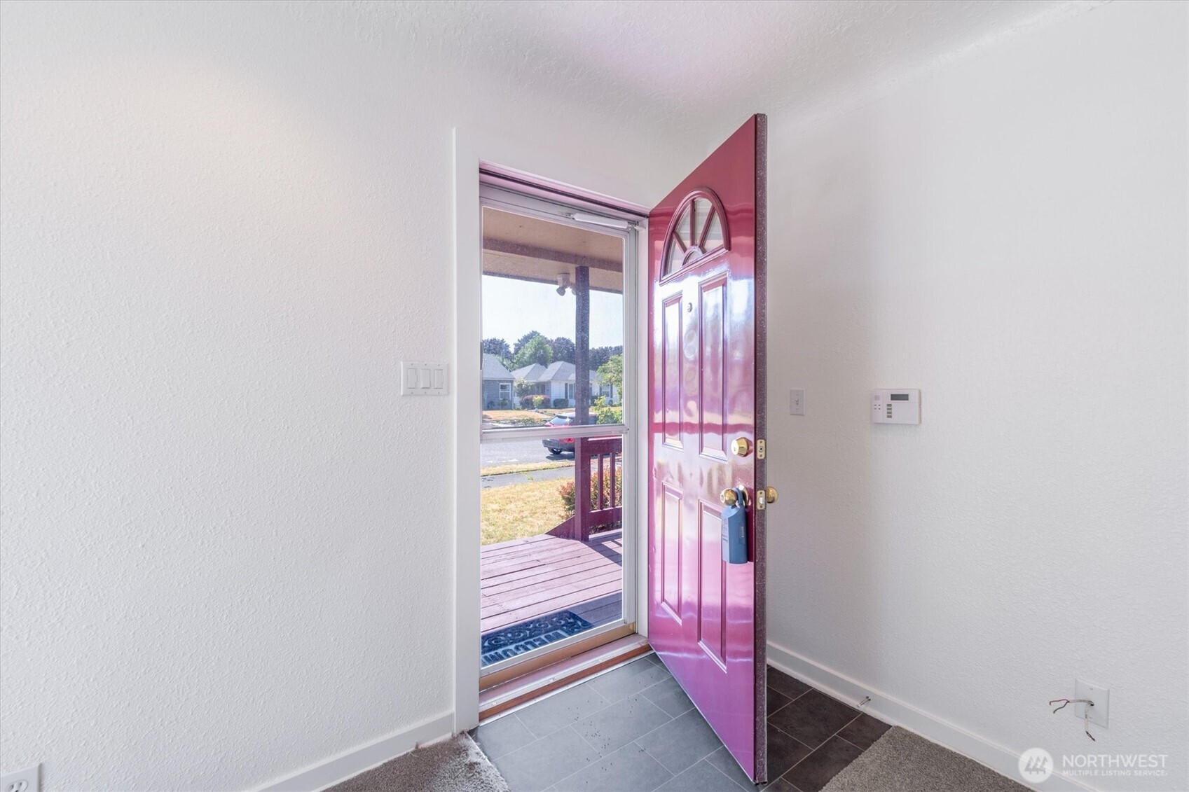 1447 9th Avenue Property Photo 3