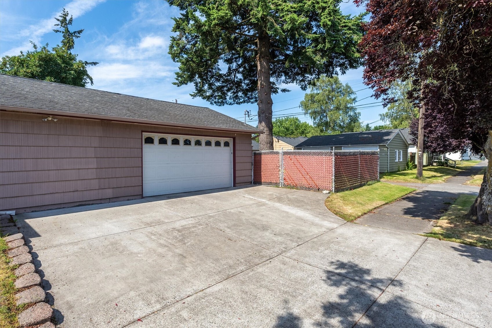 1447 9th Avenue Property Photo 32