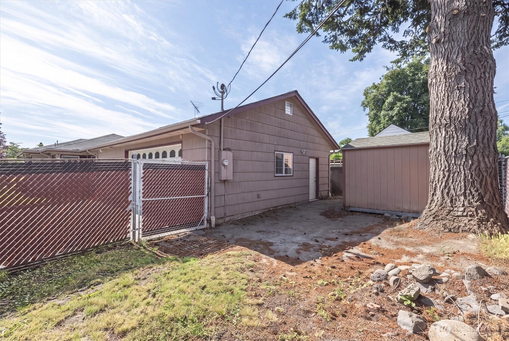1447 9th Avenue Property Photo 35