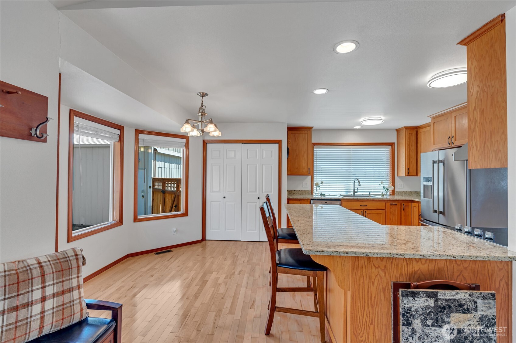 451 Rhododendron Drive Property Photo 11