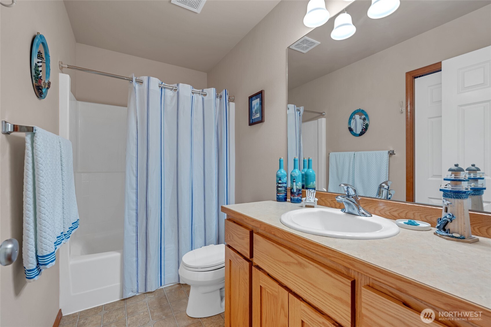 451 Rhododendron Drive Property Photo 23