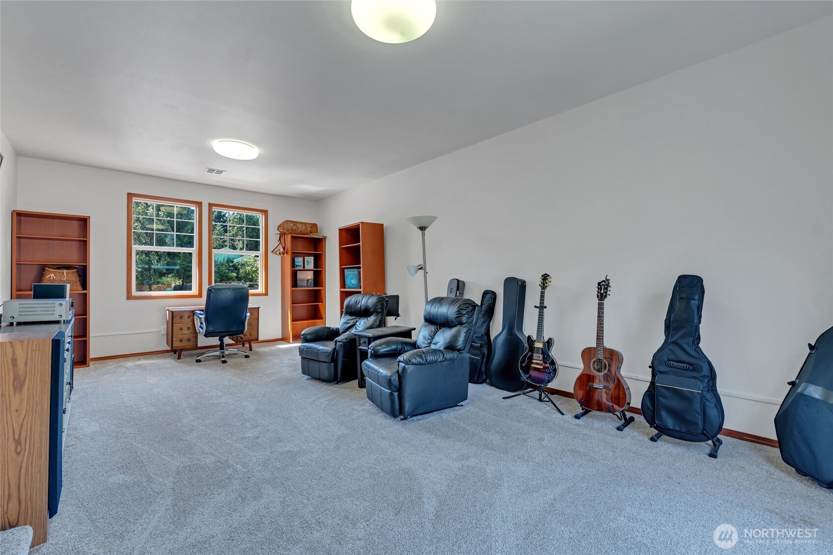 451 Rhododendron Drive Property Photo 28
