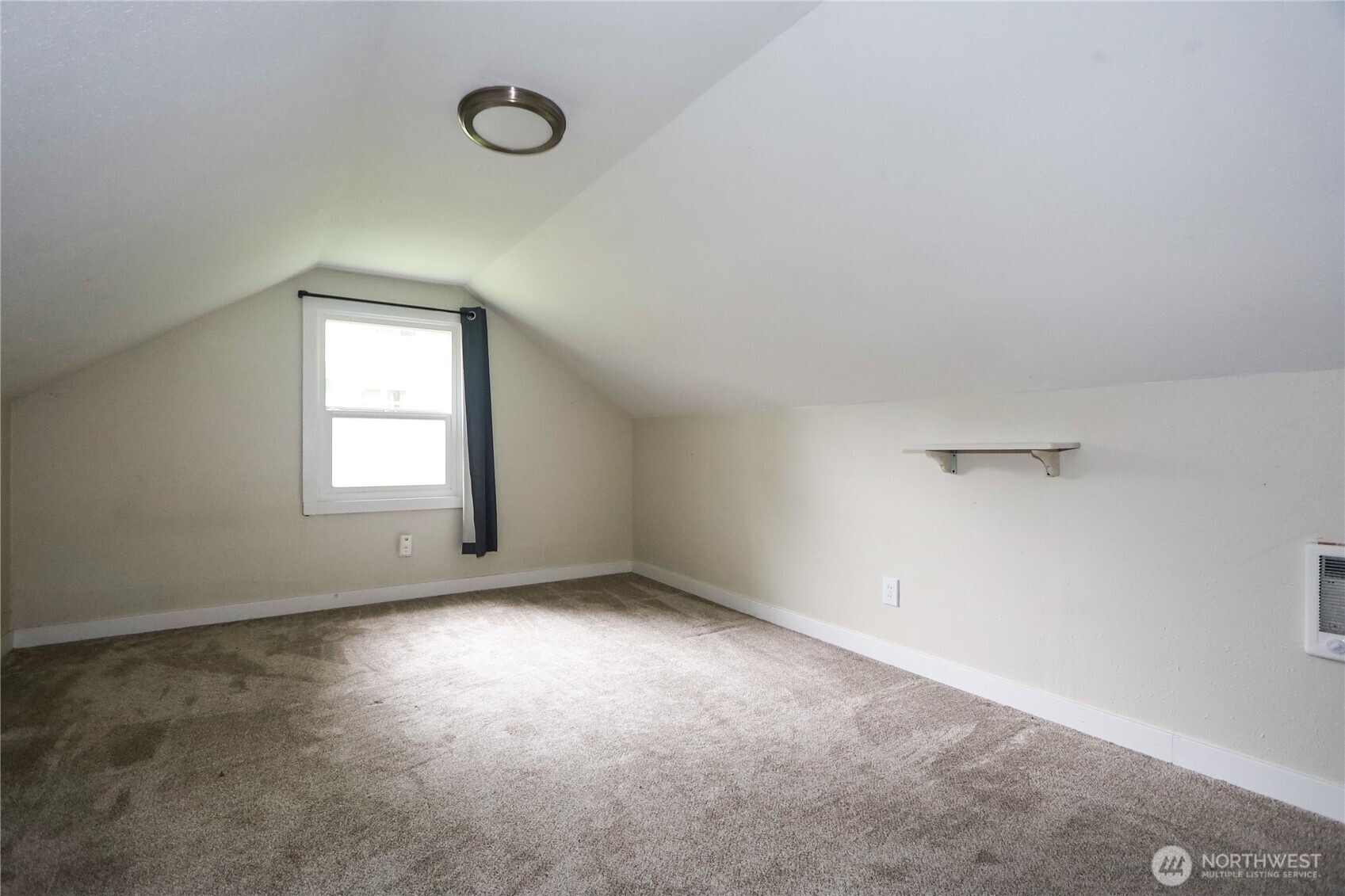 1312 E Summit Street Property Photo 13