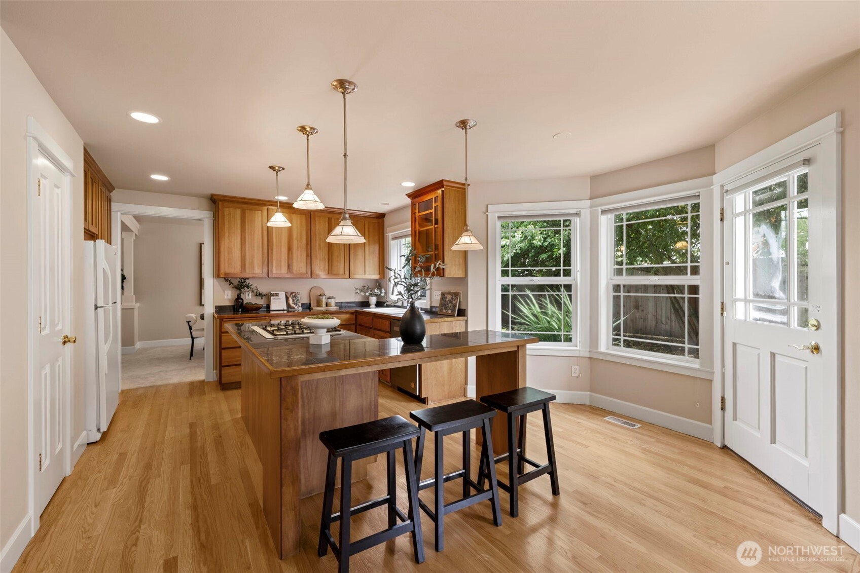 510 3rd Avenue Property Photo 15